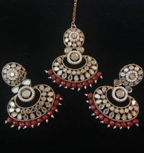 Load image into Gallery viewer, Mirrored Earrings Tikka Set - 6 colors