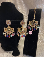 Load image into Gallery viewer, Golden Polki Earrings Tikka Set