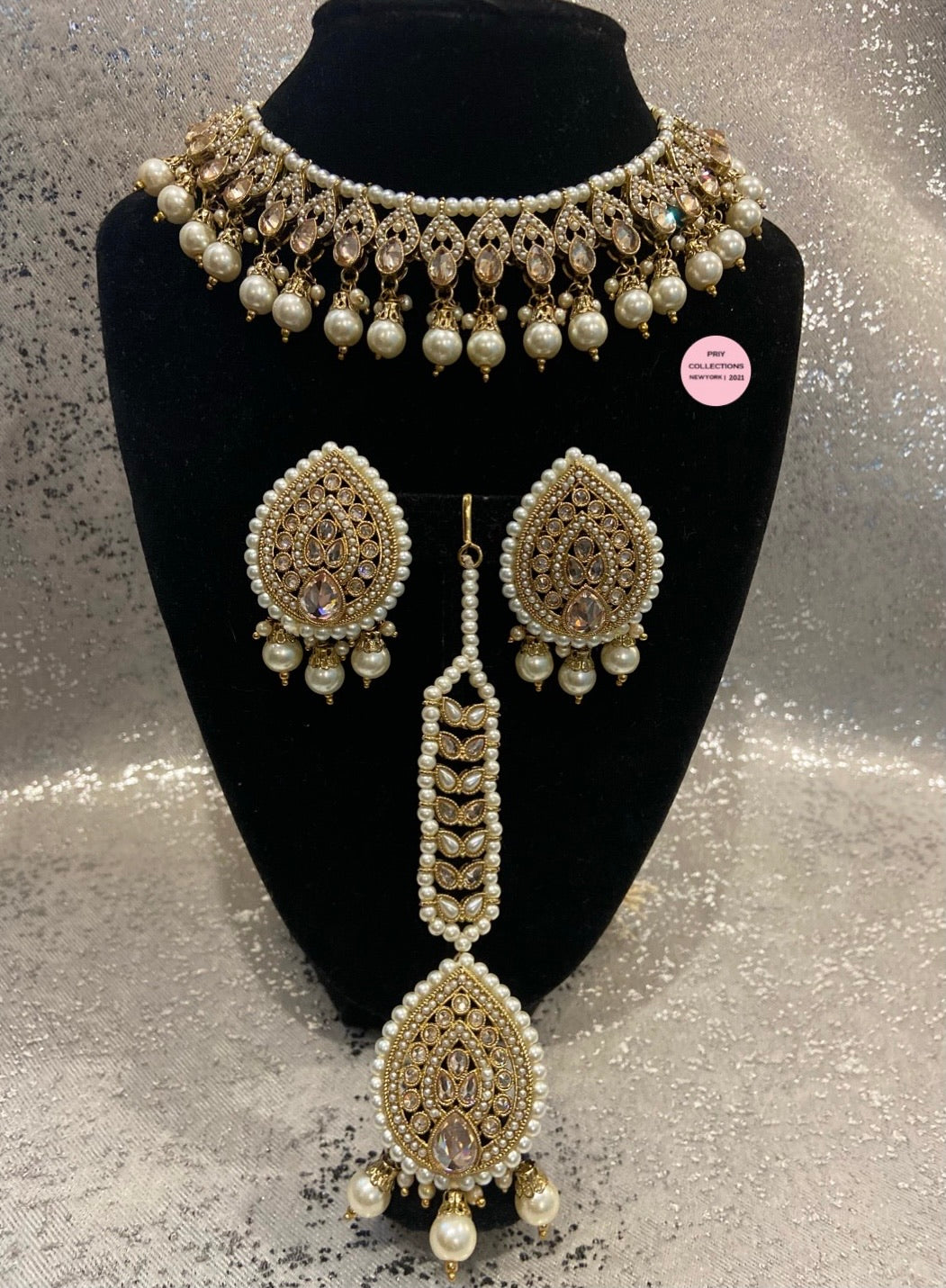 White Pearls Polki Necklace Set