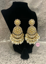 Load image into Gallery viewer, Long Kundan Painted Earrings