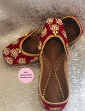 Load image into Gallery viewer, Red Velvet Punjabi Jutti/Ladies Shoes