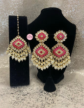 Load image into Gallery viewer, Kundan Painted Earrings Tikka Set -  3 Colors