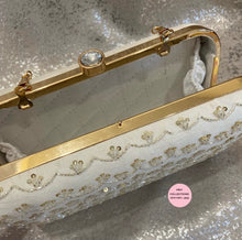 Load image into Gallery viewer, White Embroidery Clutch