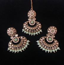 Load image into Gallery viewer, Mirrored Earrings Tikka Set - 6 colors