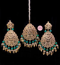 Load image into Gallery viewer, Jadau Earrings Tikka Set - 7 colors