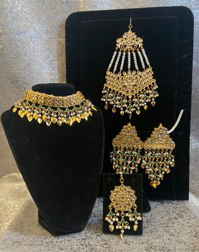 Traditional Green Kundan Pippal Patti Complete Set