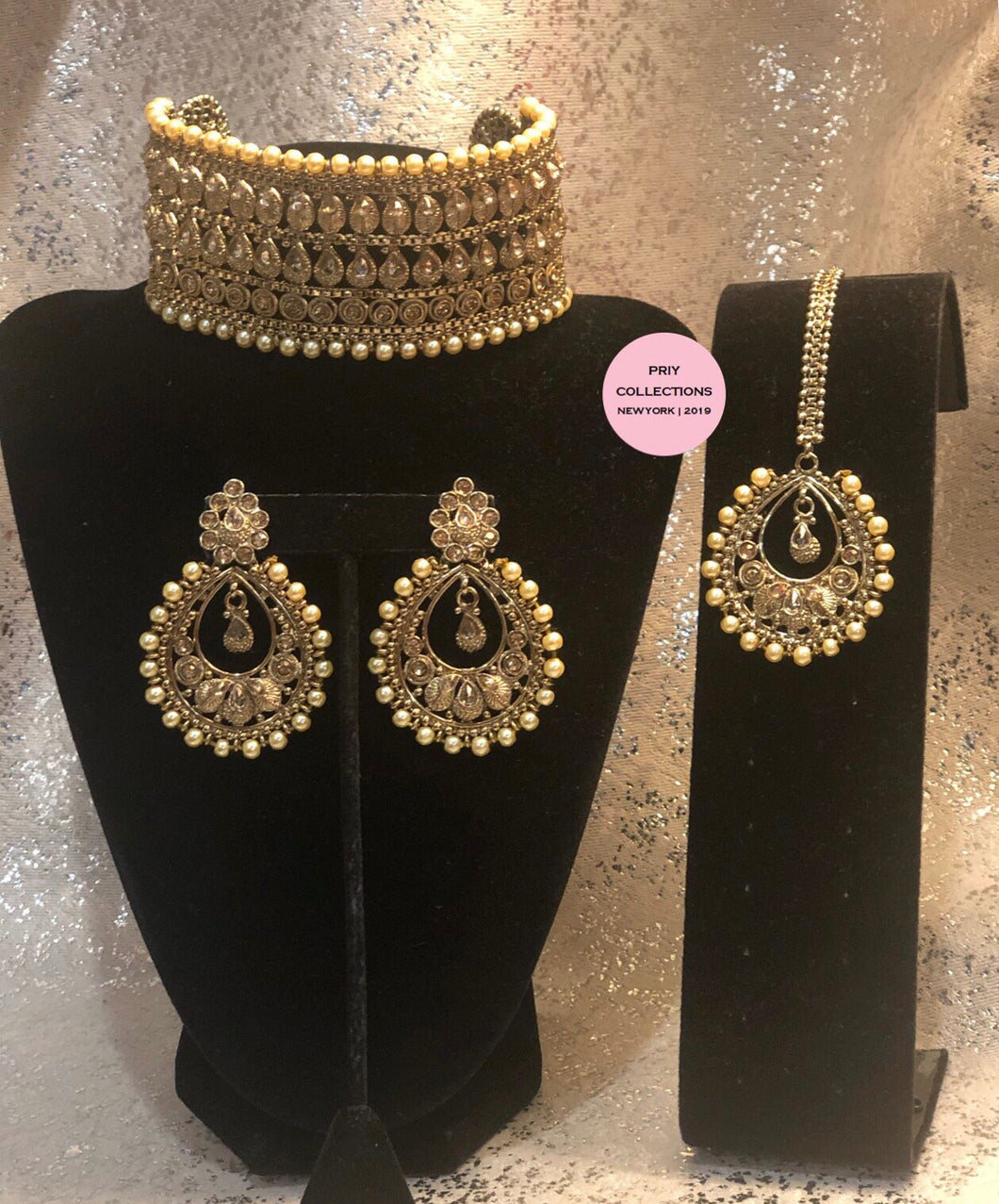 Gold Broad Choker Set